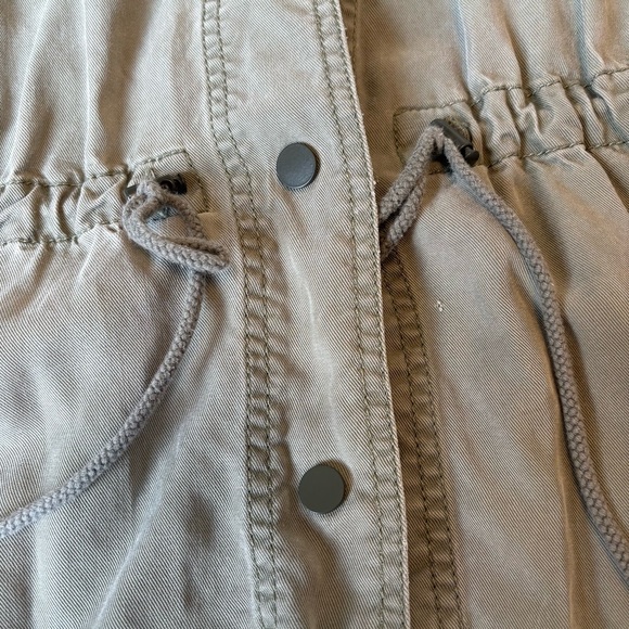 LOFT Green Lightweight Utility Jacket - size medium - Picture 8 of 10